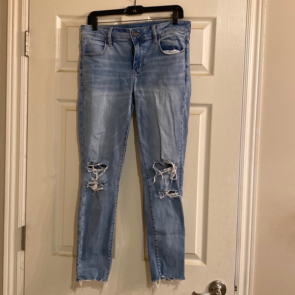 American Eagle Outfitters Denim - AR SUPER STRETCH DESTROYED JEGGING SIZE 10 REGULAR